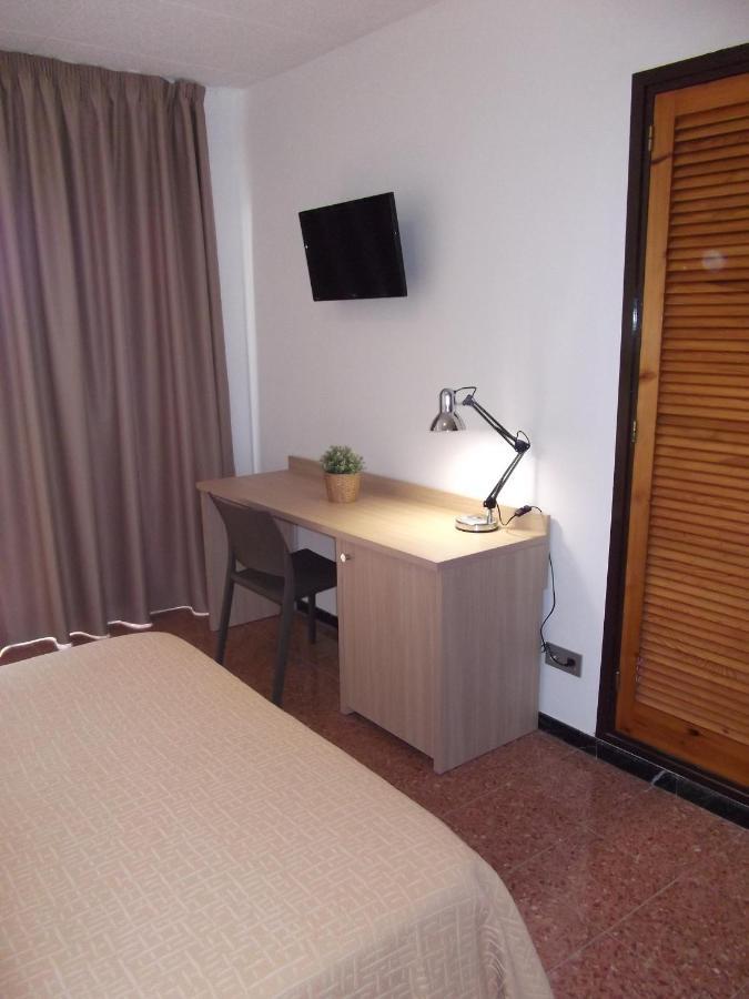 Hotel Mediterrani Express Calella Exterior photo