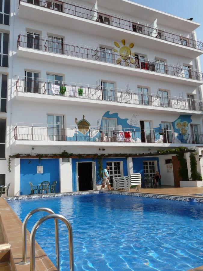 Hotel Mediterrani Express Calella Exterior photo