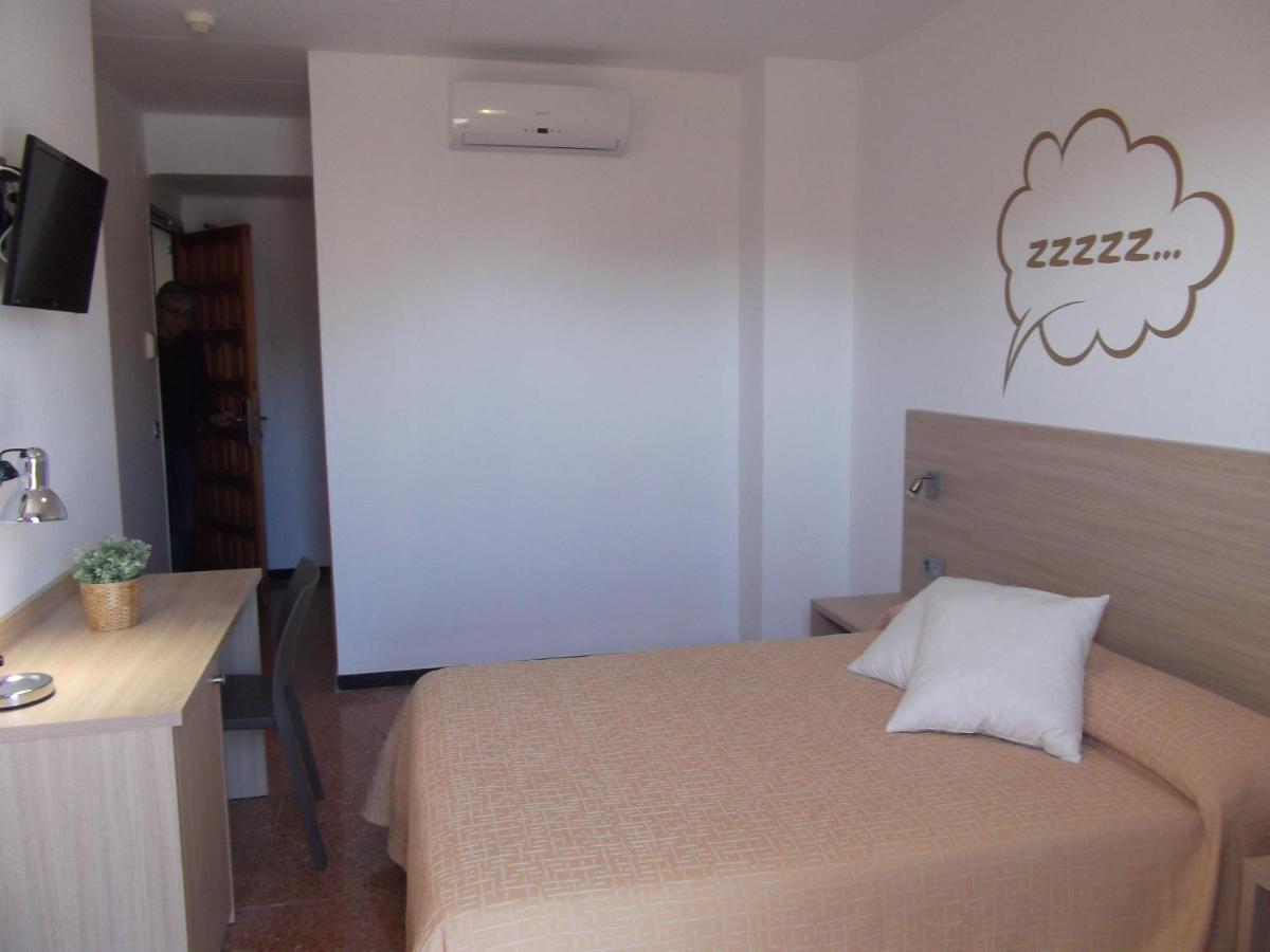 Hotel Mediterrani Express Calella Exterior photo